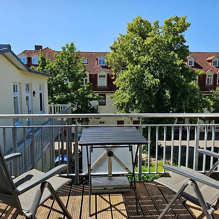 Strandstraße 32 - 04-26 * Ostseebad Kühlungsborn